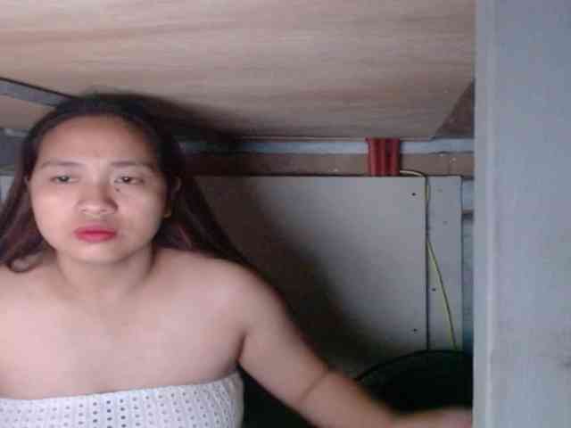 LadyAsianForyou webcam