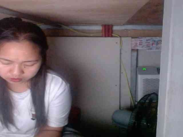 LadyAsianForyou webcam