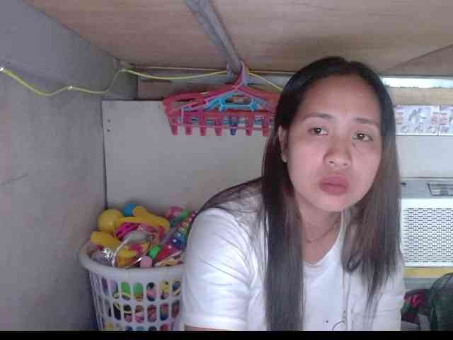 LadyAsianForyou webcam