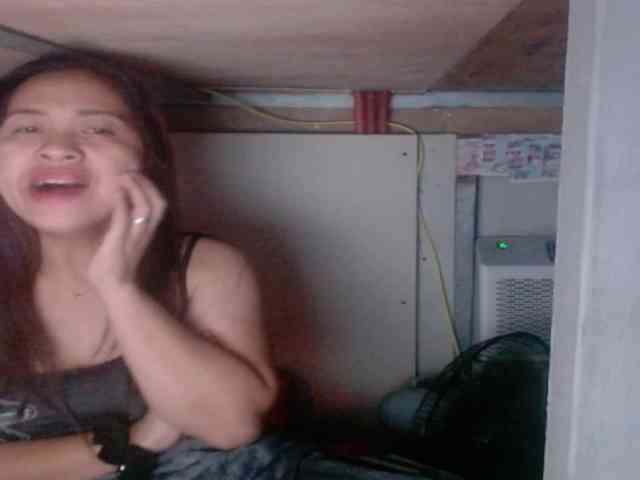 LadyAsianForyou webcam