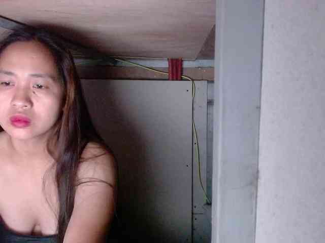 LadyAsianForyou webcam