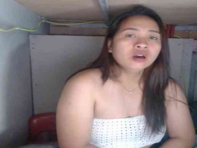 LadyAsianForyou webcam