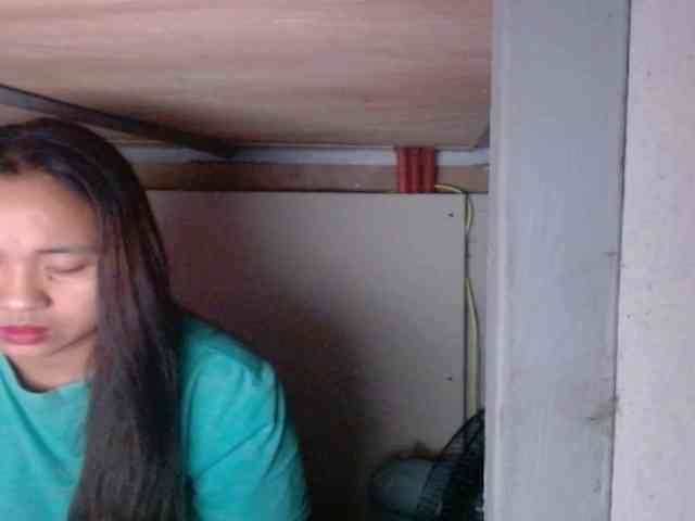 LadyAsianForyou webcam