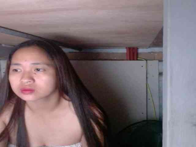 LadyAsianForyou webcam