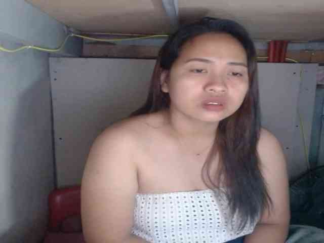 LadyAsianForyou webcam