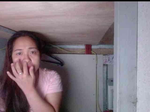 LadyAsianForyou webcam