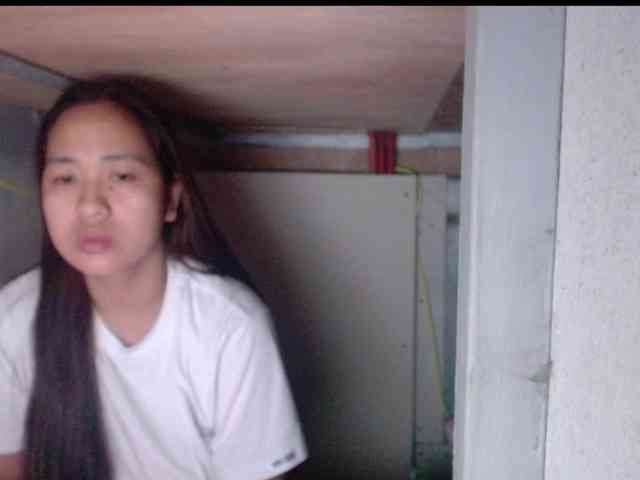 LadyAsianForyou webcam