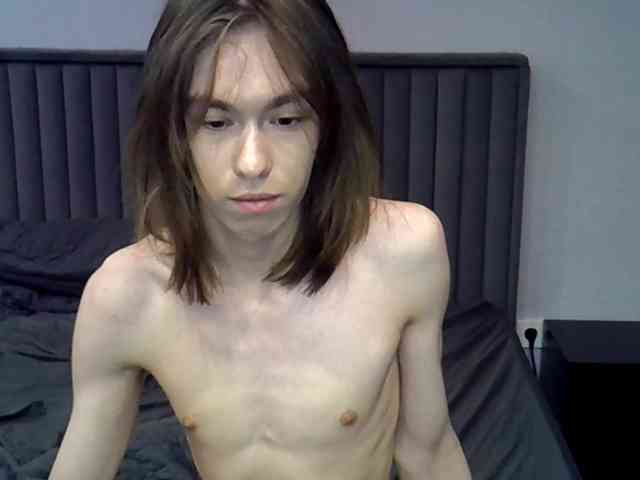 Krisfemboy1 Krisfemboy1