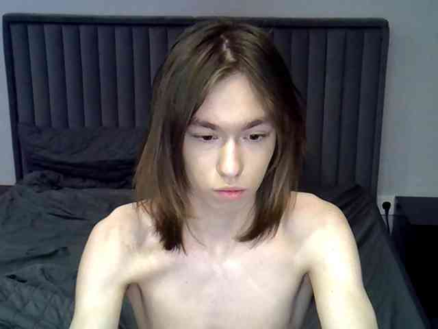 Krisfemboy1 Krisfemboy1