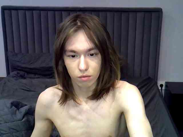 Krisfemboy1 Krisfemboy1