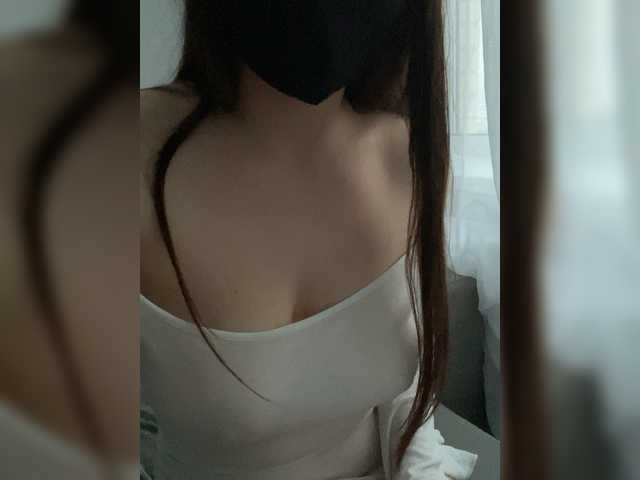 Laskavayaa's BongaCams show and profile