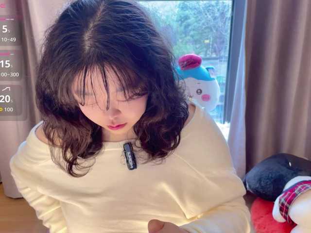 Kittenfishing's BongaCams show and profile