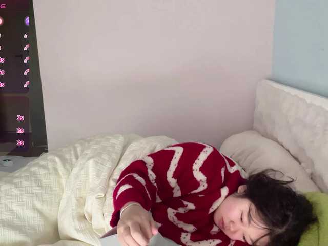 Kittenfishing's BongaCams show and profile