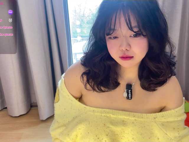 Kittenfishing's BongaCams show and profile