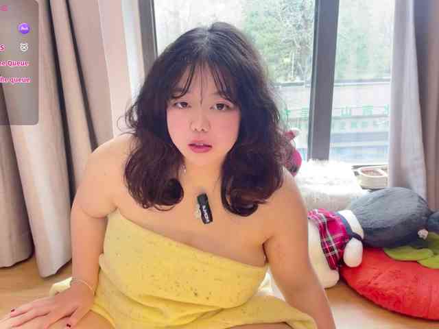 Kittenfishing webcam