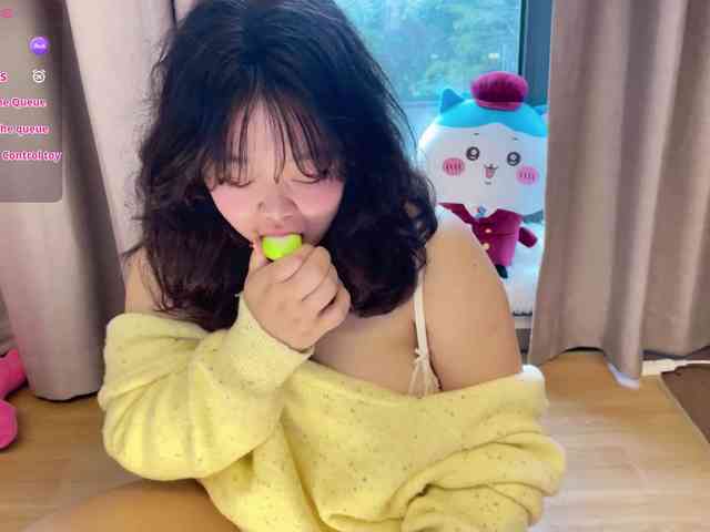 Kittenfishing webcam