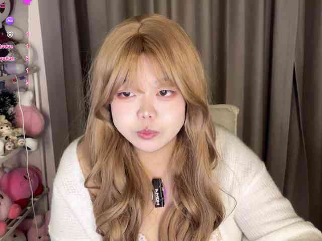 Kittenfishing webcam