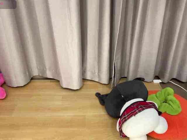 Kittenfishing webcam