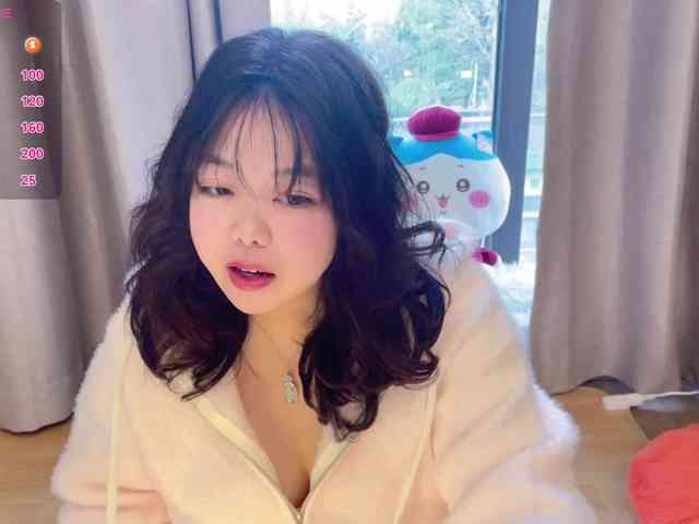 Kittenfishing webcam