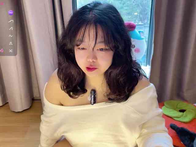 Kittenfishing webcam