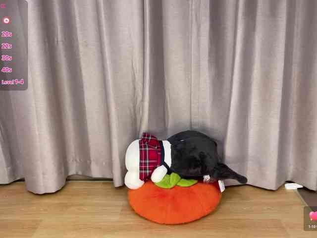 Kittenfishing webcam