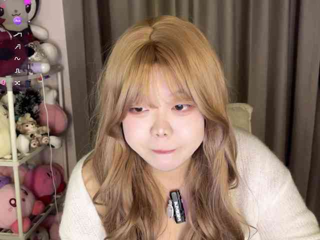 Kittenfishing webcam