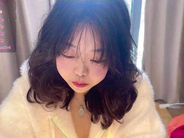 Kittenfishing webcam