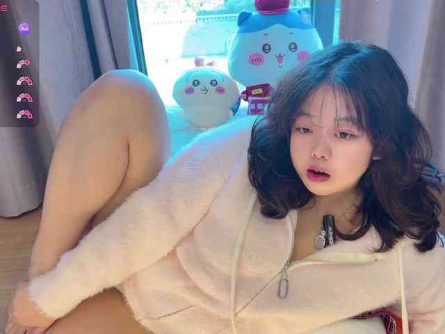 Kittenfishing Kittenfishing