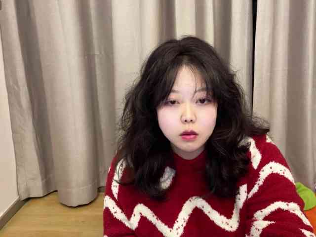 Kittenfishing Kittenfishing