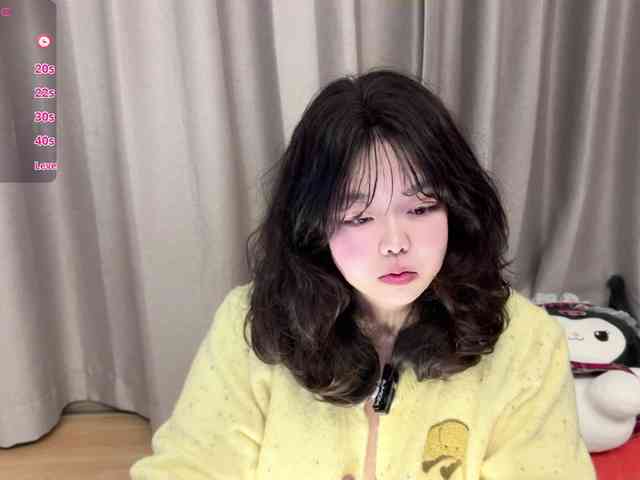 Kittenfishing webcam