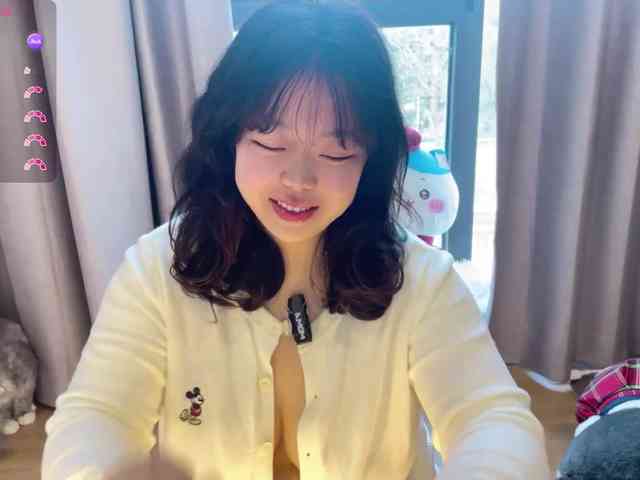 Kittenfishing Kittenfishing