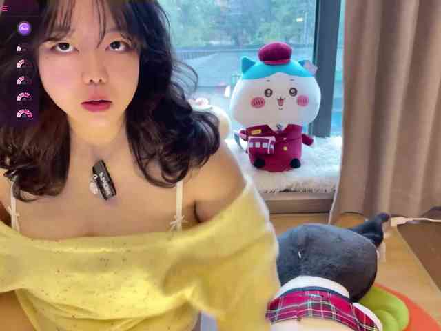 Kittenfishing webcam