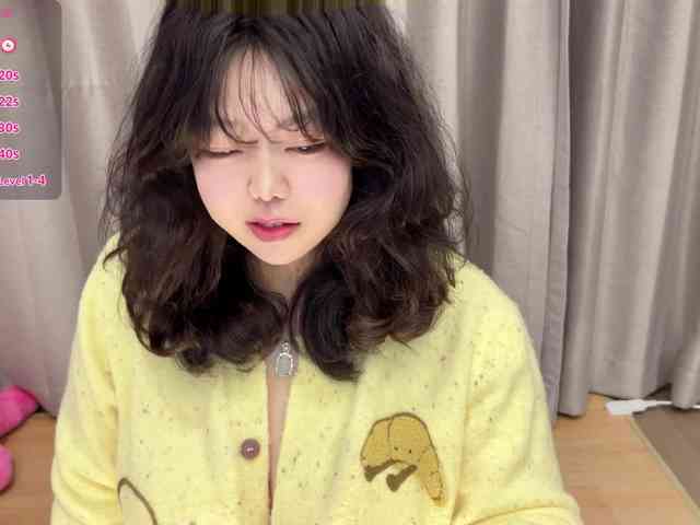 Kittenfishing webcam