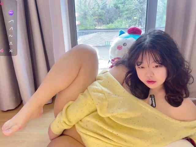 Kittenfishing Kittenfishing