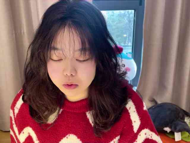 Kittenfishing webcam