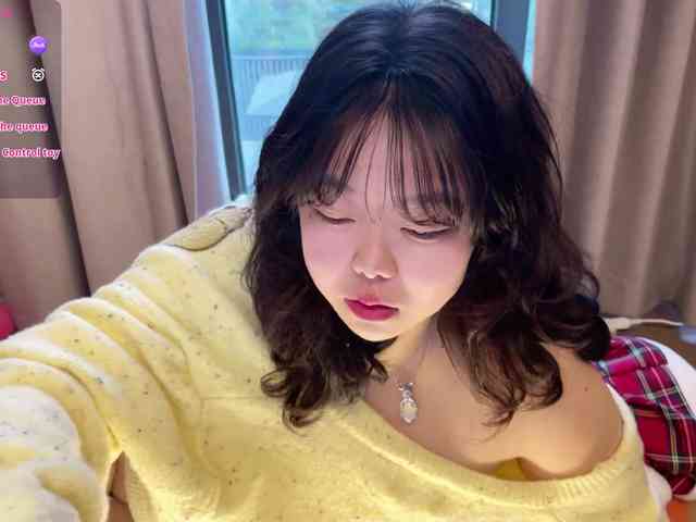 Kittenfishing Kittenfishing