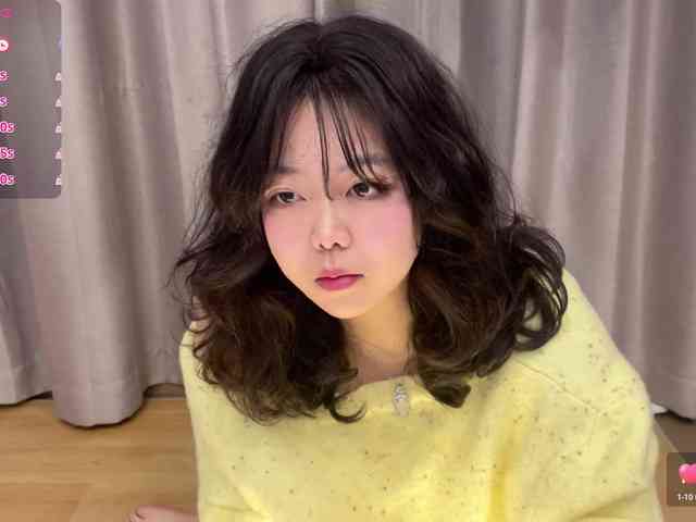 Kittenfishing webcam