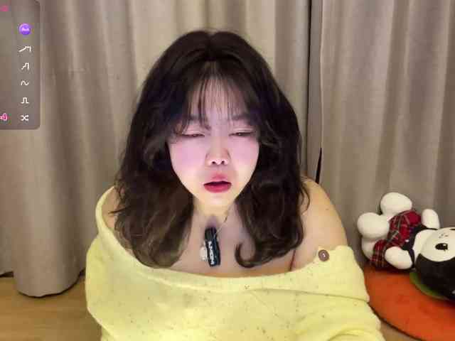 Kittenfishing webcam