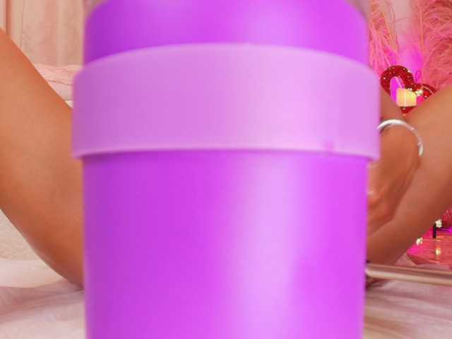 amelia-lov3's BongaCams show and profile