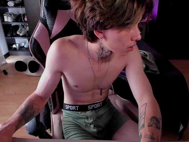 XiceBoy Live Webcam on BongaCams