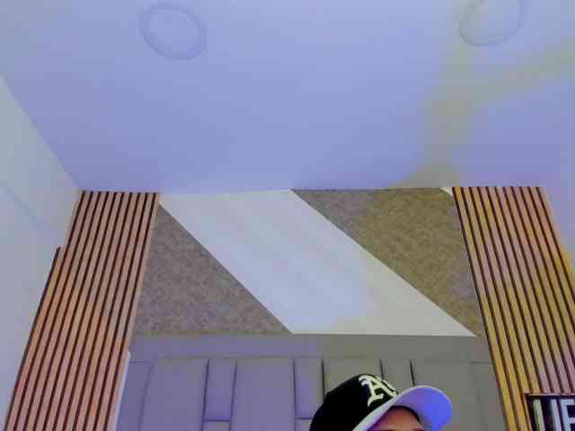 pleasureroomx webcam