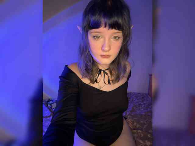 BabyLunaPaw Live Webcam on BongaCams