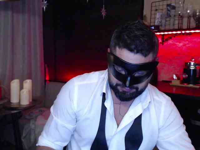 BruseWayne Live Webcam on BongaCams