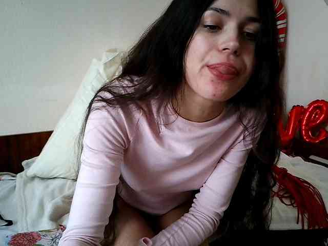 Honeykrisspussy webcam