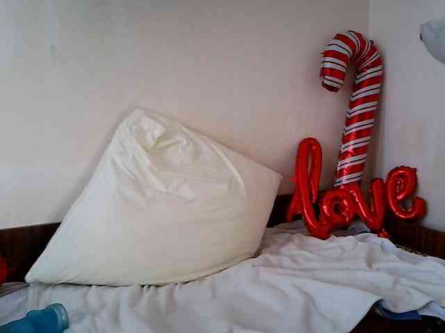 Honeykrisspussy webcam