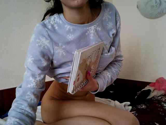 Honeykrisspussy webcam