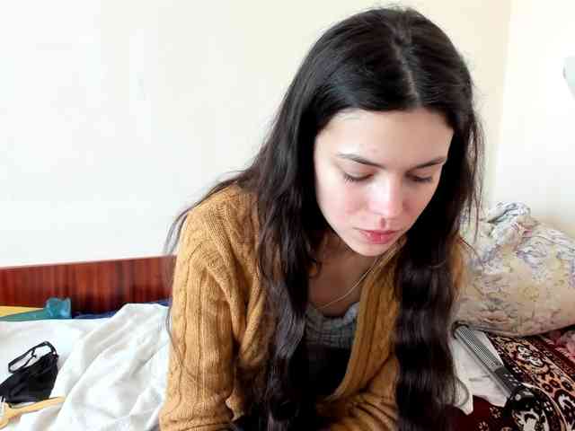 Honeykrisspussy webcam