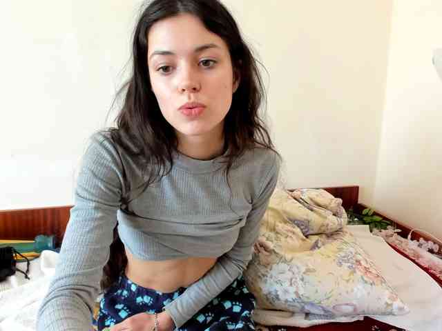 Honeykrisspussy webcam