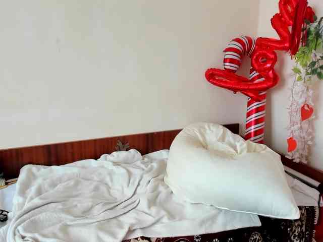 Honeykrisspussy webcam