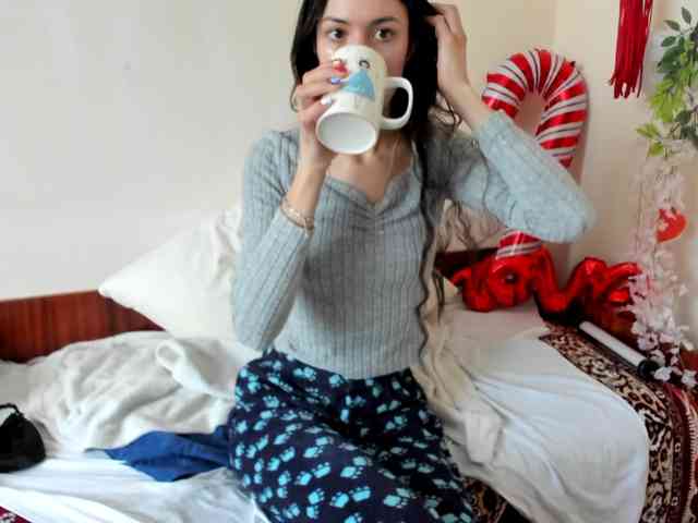 Honeykrisspussy webcam